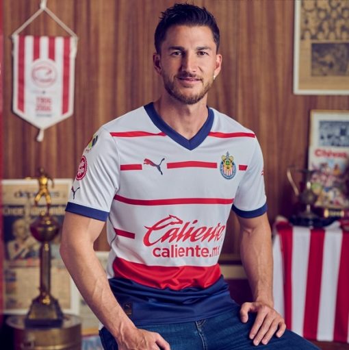 Puma Chivas de Guadalajara 2023/24 Men's Away Shirt - Image 4